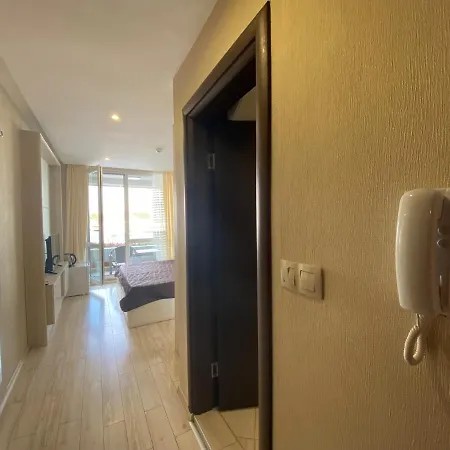 Paradiso 'в' 107 Private Cozy Апартамент Несебър