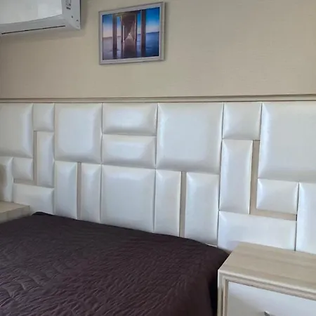 Paradiso 'в' 107 Private Cozy Апартамент *