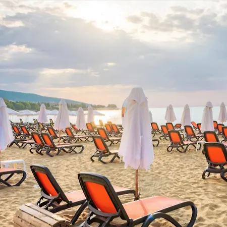 Апартамент Paradiso 'в' 107 Private Cozy Несебър