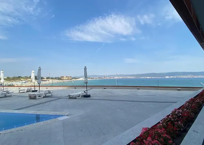 Paradiso 'в' 107 Private Cozy アパート ネセバル